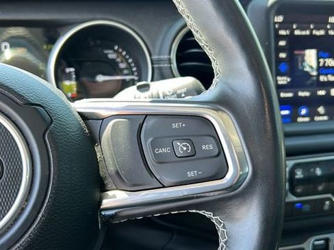 Used 2023 Jeep Wrangler Unlimited Sahara w/ Cold Weather Group AWD/4WD image 13