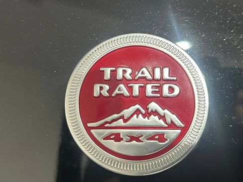 Used 2019 Jeep Grand Cherokee Trailhawk AWD/4WD image 12