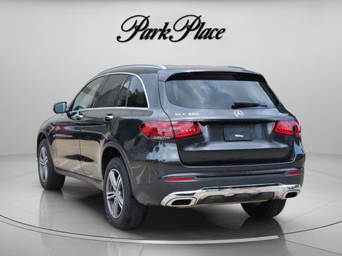 Used 2020 Mercedes-Benz GLC 300 4MATIC image 3