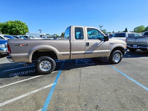 Used 1999 Ford F250 4x4 SuperCab Super Duty image 8