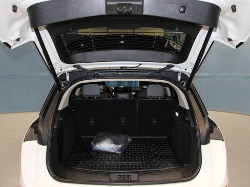 Used 2024 Lincoln Corsair Grand Touring w/ Equipment Group 302A image 44