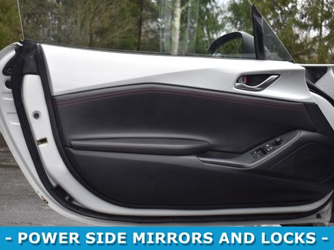 Used 2018 MAZDA MX-5 Miata RF Club image 5