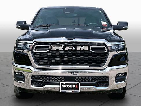 Used 2025 RAM 1500 Big Horn AWD/4WD image 4