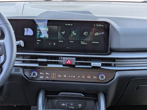 New 2026 Kia Sportage LX FWD image 21