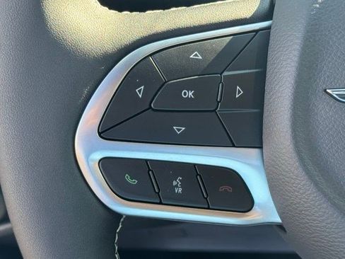 New 2026 Chrysler Pacifica Select AWD/4WD image 14