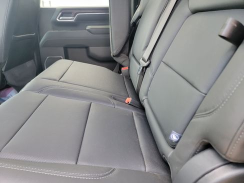 Used 2025 GMC Sierra 3500 SLT w/ SLT Premium Package image 12