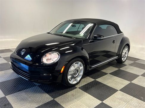 Used 2015 Volkswagen Beetle 1.8T image 3