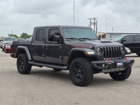 Used 2023 Jeep Gladiator Mojave w/ LED Lighting Group AWD/4WD image 3