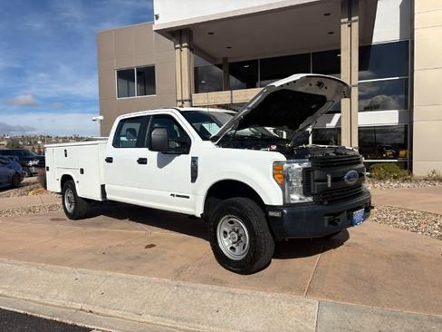 Used 2017 Ford F350 XL AWD/4WD image 2