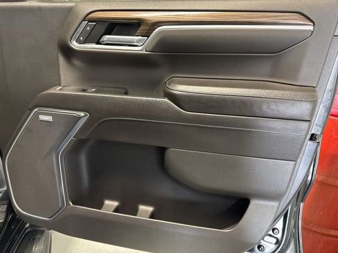 Used 2022 Chevrolet Silverado 1500 LT Trail Boss w/ Convenience Package II image 35