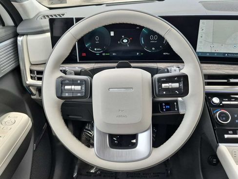 Used 2025 Hyundai Santa Fe Calligraphy AWD/4WD image 25