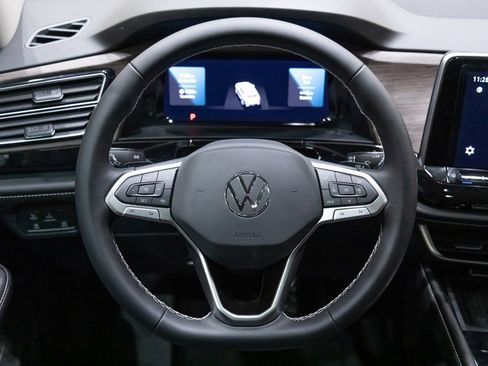 New 2026 Volkswagen Atlas SEL AWD/4WD image 16