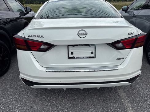 Certified 2023 Nissan Altima 2.5 SV AWD/4WD image 9