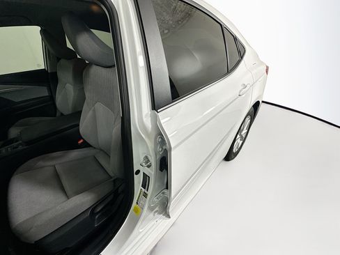 Used 2025 Toyota Camry LE FWD image 12