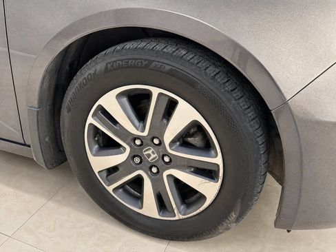 Used 2016 Honda Odyssey Touring image 15