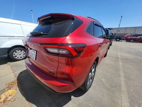 Used 2023 Ford Escape ST-Line w/ Equipment Group 301A FWD image 4