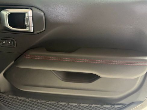 New 2026 Jeep Gladiator Rubicon AWD/4WD image 17