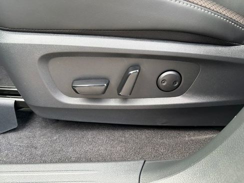 New 2026 Nissan Pathfinder SL FWD image 15