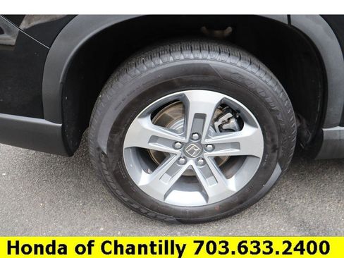 Certified 2025 Honda Pilot EX-L image 30