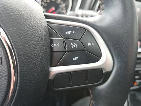 Used 2019 Jeep Compass Limited w/ Safety & Security Group image 19