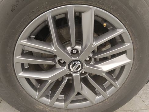 Used 2021 Nissan Rogue S FWD image 31