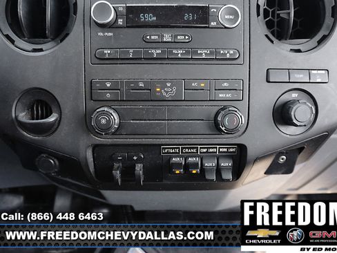 Used 2014 Ford F550 4x4 Regular Cab Super Duty image 11