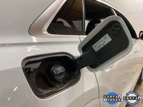 Used 2023 Audi Q8 Premium Plus w/ Premium Plus Package image 99