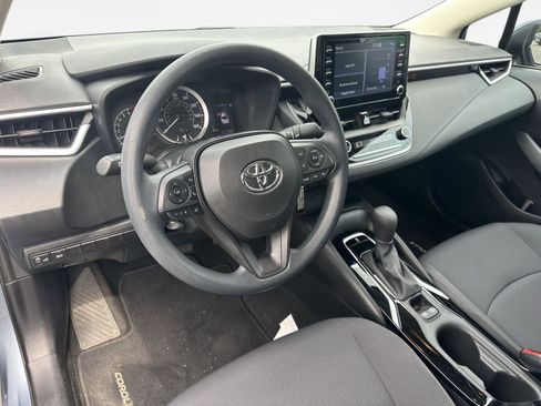 Used 2024 Toyota Corolla LE image 11