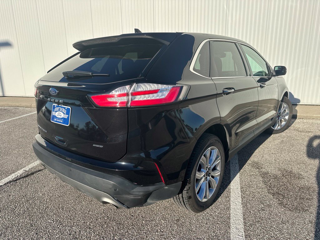Certified 2023 Ford Edge Titanium AWD/4WD image 7