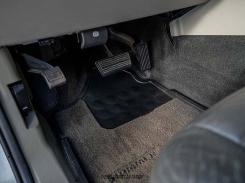 Used 2003 HUMMER H2 w/ Preferred Equipment Group image 72