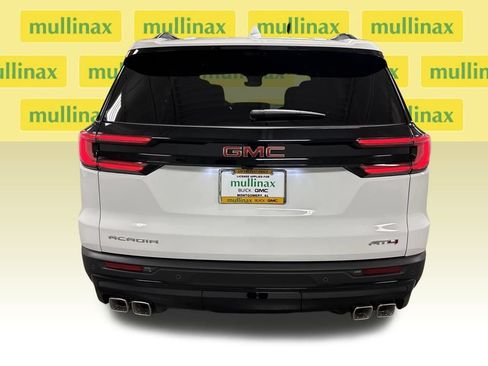 New 2026 GMC Acadia AT4 w/ LPO, Floor Liner Package AWD/4WD image 16