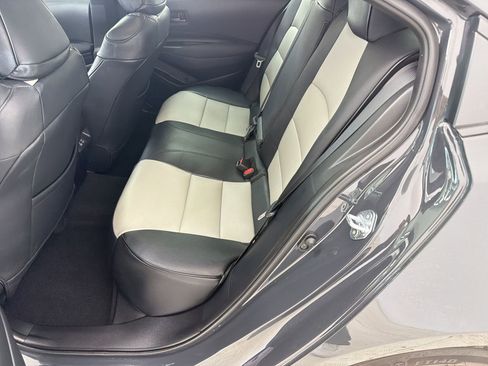 Used 2025 Toyota Corolla LE image 14