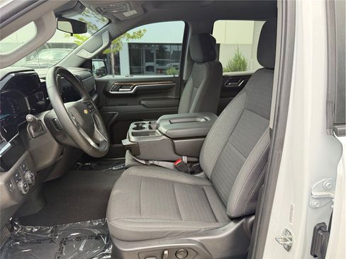 Used 2023 Chevrolet Silverado 1500 LT AWD/4WD image 29