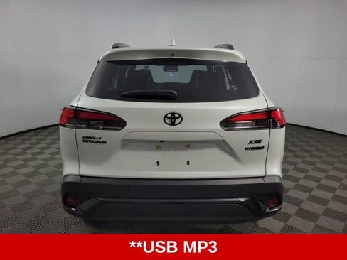Used 2024 Toyota Corolla Cross XSE image 7