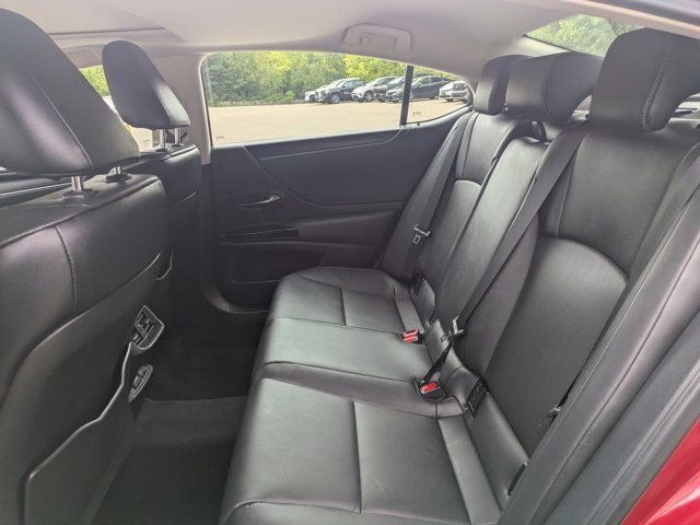 Used 2025 Lexus ES 350 w/ Premium Package FWD image 17
