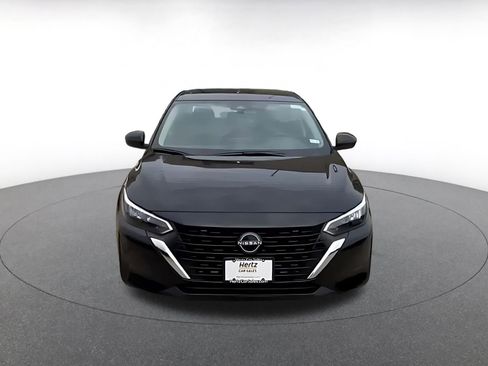 Used 2025 Nissan Sentra SV FWD image 3