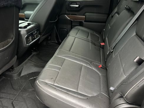 Used 2020 Chevrolet Silverado 1500 High Country w/ Technology Package image 12