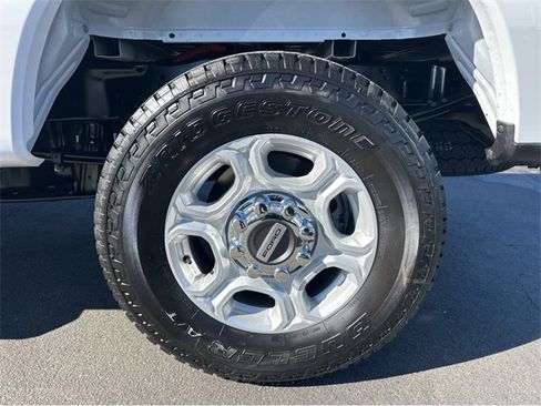 New 2026 Ford F250 XLT w/ FX4 Off-Road Package image 21