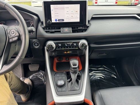 Used 2024 Toyota RAV4 Adventure image 17