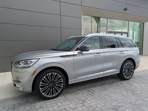 Certified 2024 Lincoln Aviator Black Label w/ Dynamic Handling Package AWD/4WD image 1