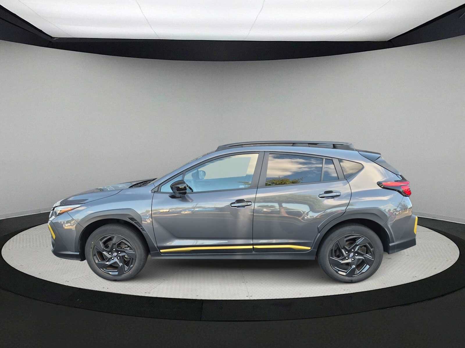 Used 2024 Subaru Crosstrek 2.5i Sport w/ Crosstrek Mirror Package AWD/4WD image 5