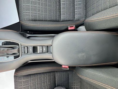 Certified 2024 Honda HR-V Sport image 22