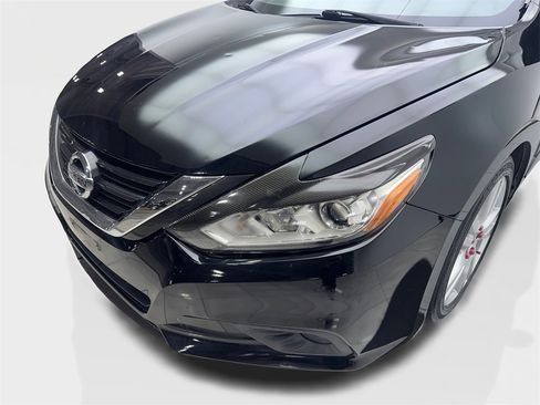 Used 2016 Nissan Altima 3.5 SL image 16