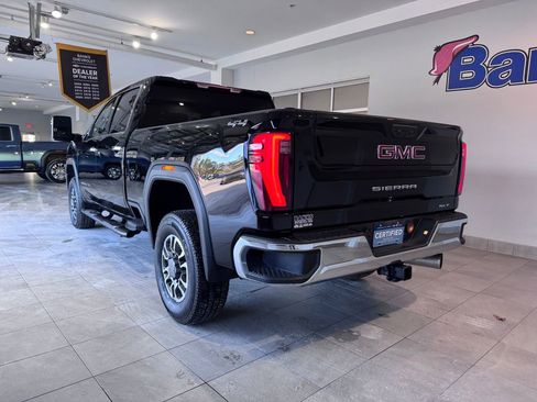 Certified 2025 GMC Sierra 2500 SLT image 5