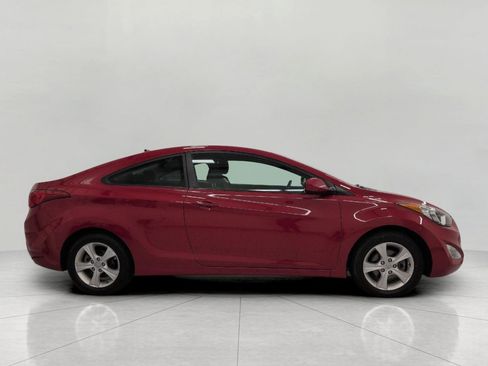 Used 2013 Hyundai Elantra FWD image 11
