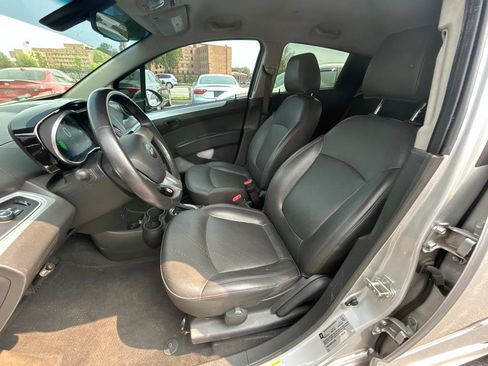 Used 2015 Chevrolet Spark LT image 13