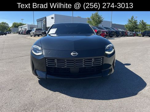 Used 2024 Nissan Z Performance w/ Floor Mat Package RWD image 2