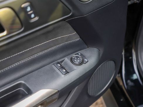 Used 2018 Ford Mustang Shelby GT350 w/ Electronics Package image 44