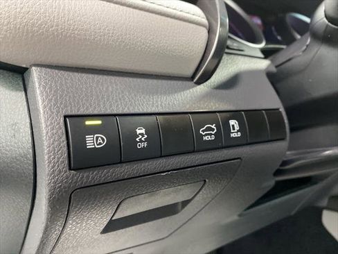 Certified 2023 Toyota Camry XLE image 19