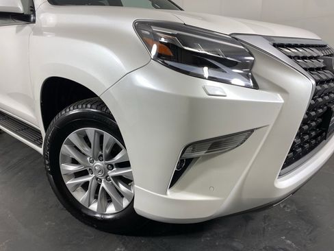 Certified 2023 Lexus GX 460 Premium w/ Premium Package image 3